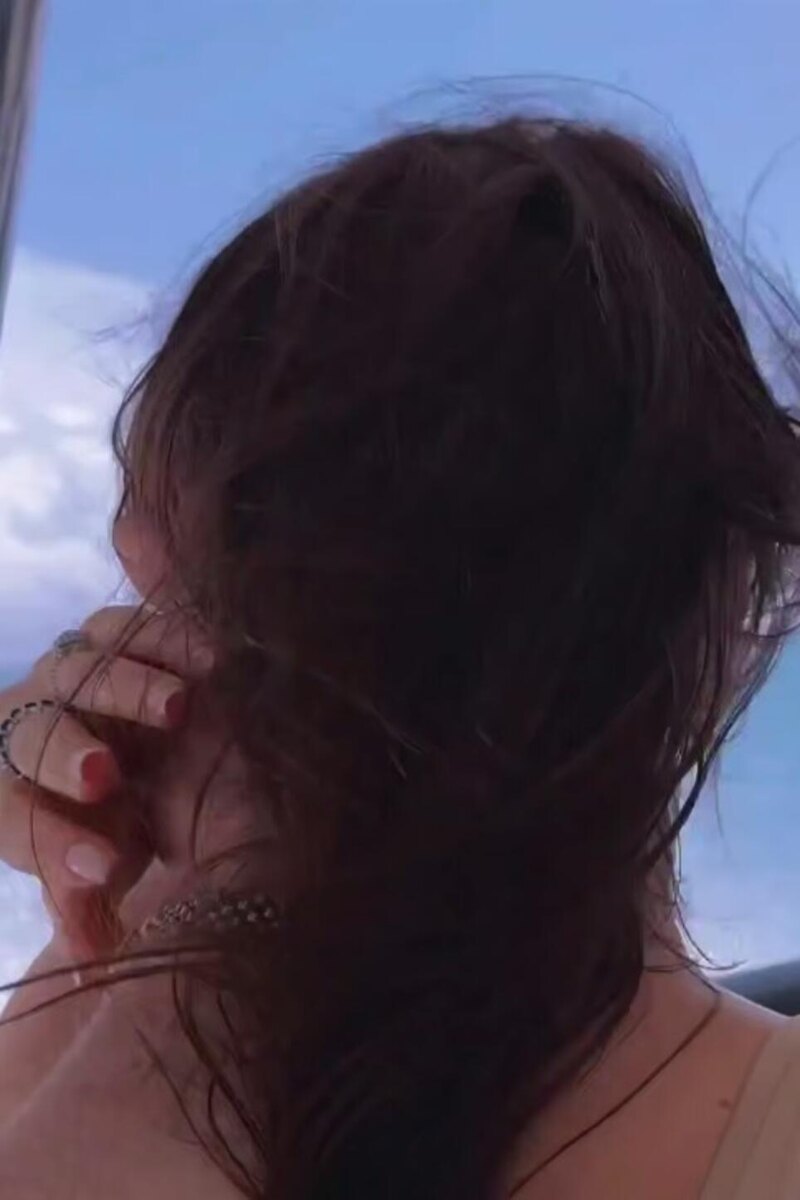    Мари Краймбрери Соцсети