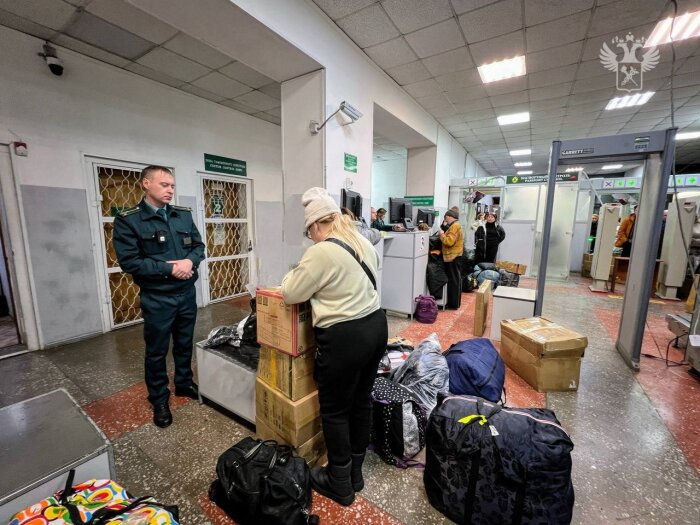 Таможня утверждает, что действует строго в рамках законодательства РФ / фото: телеграм-канал ФТС РФ