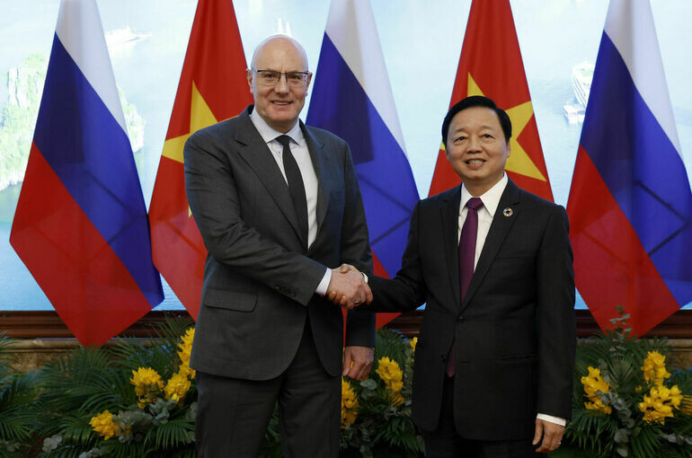   аппарат вице-премьера России Дмитрия Чернышенко