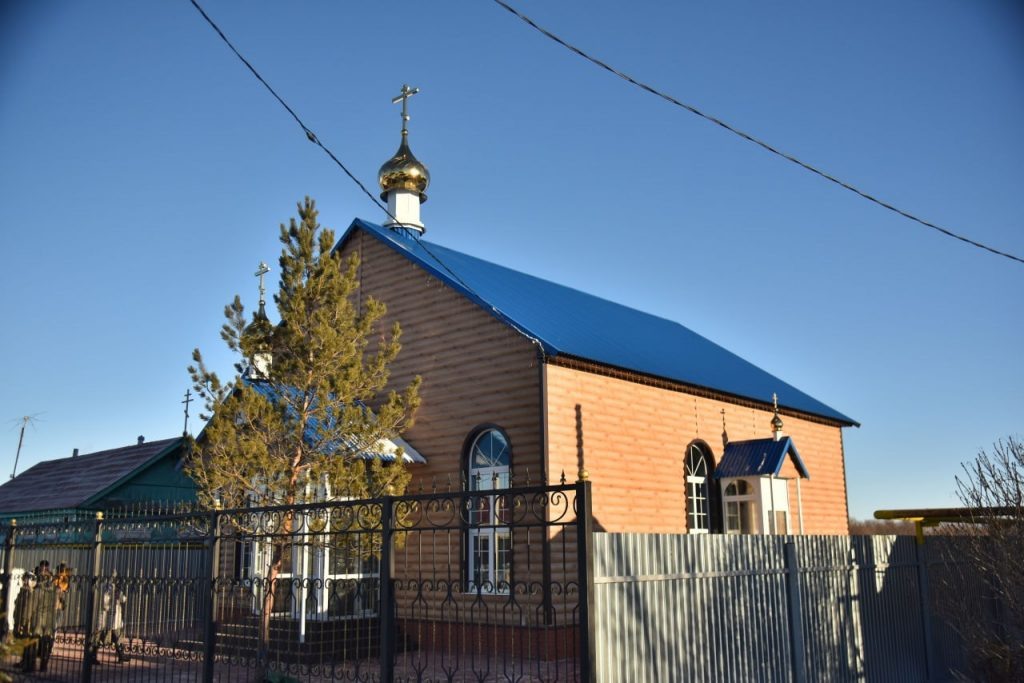    В селе Барабановка Новосергиевского района освятили новый храм Оренбуржье