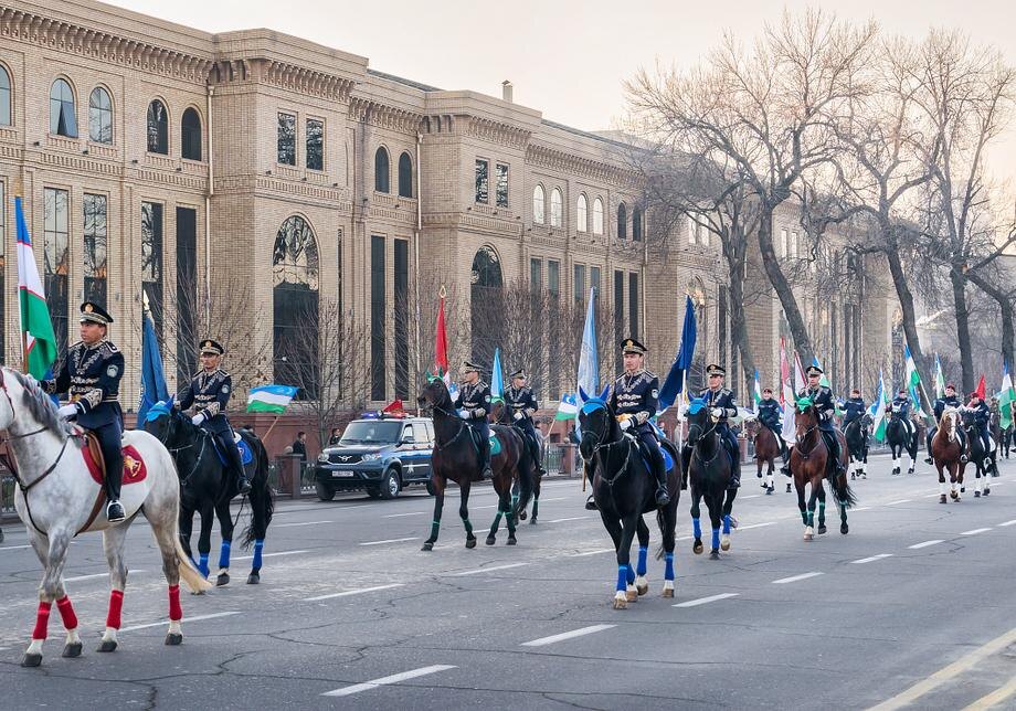 На конном параде в Ташкенте. Фото Андрея Кудряшова/«Фергана»