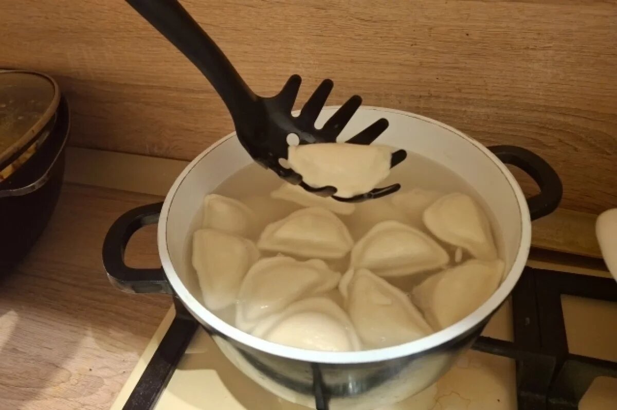    Вареники могут быть с разными начинками.