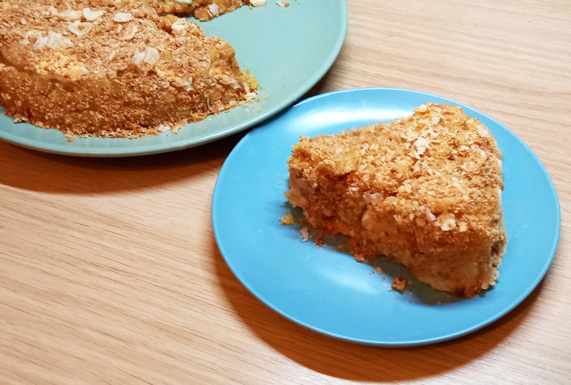 Наполеон из слоеного теста с цитрусовым кремом