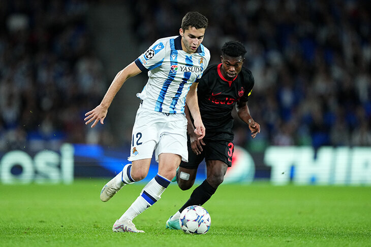 Изображение взято с просторов Интернета. Захарян в Испании.