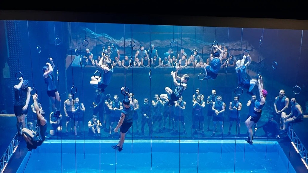 Листайте вправо, чтобы увидеть больше изображений