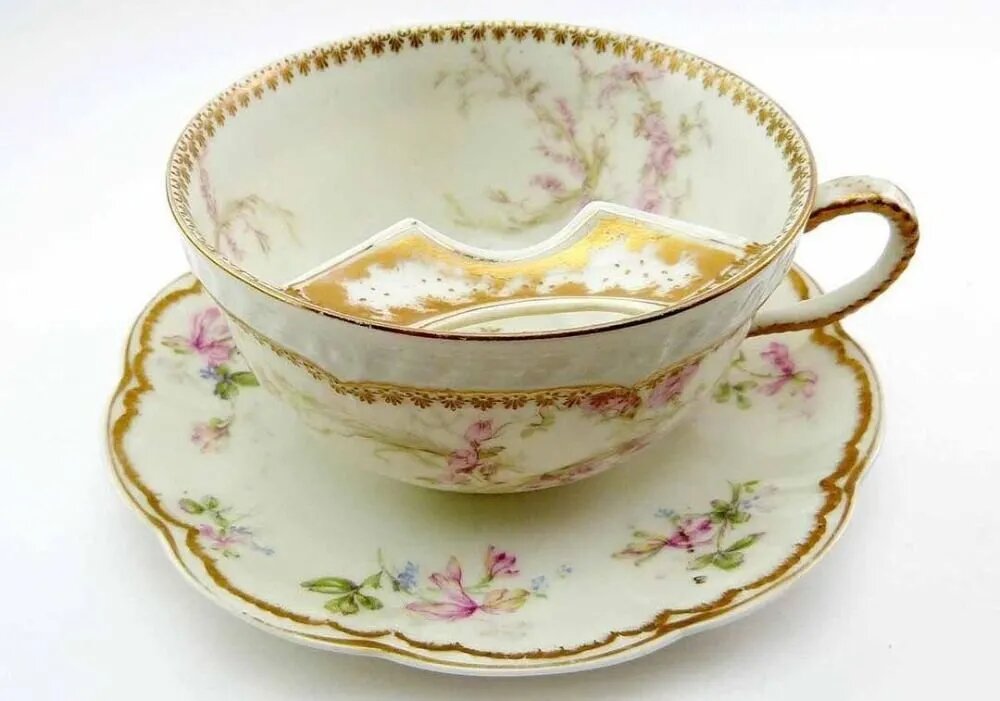 Чашка для усов