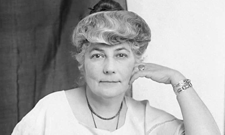 Елена Рерих