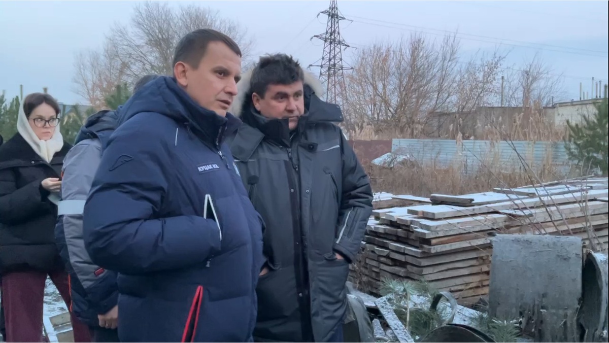    Глава Курска Игорь Куцак выехал на место обрушения коллектора на 1-м Ольховском переулке