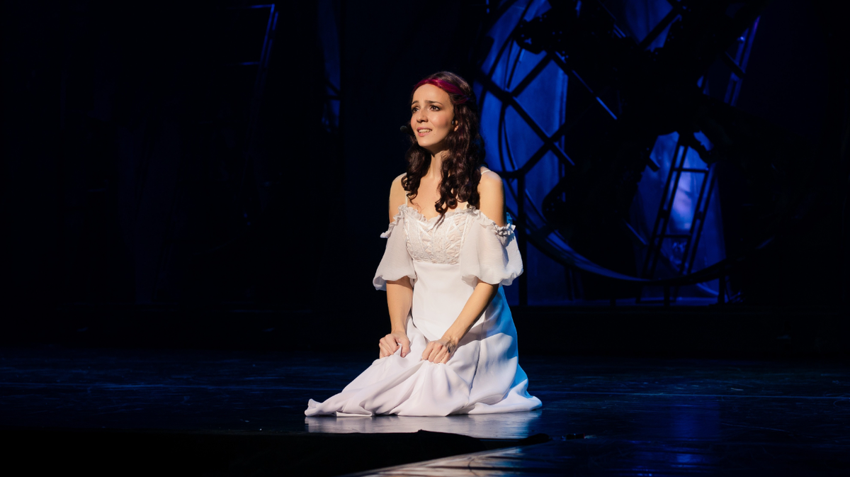 Валерия Ланская в роли Мерседес в мюзикле "Монте-Кристо".