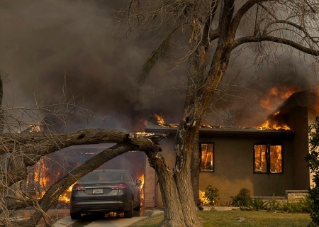   Губернатор Херсонской области готов принять беженцев из Калифорнии
