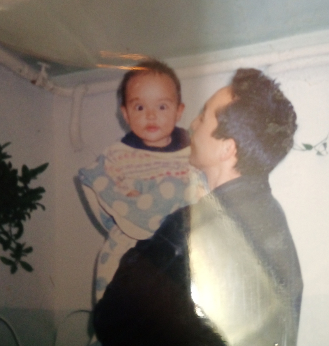 Здесь мы лежали в больнице в очередной раз. Сонный такой.