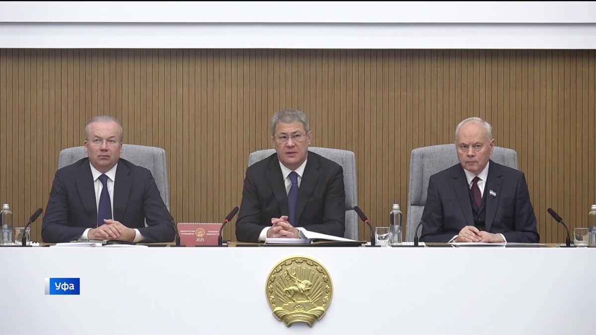    Неубранный снег и реконструкция Госцирка: о чем еще говорили на оперативке Правительства Башкирии