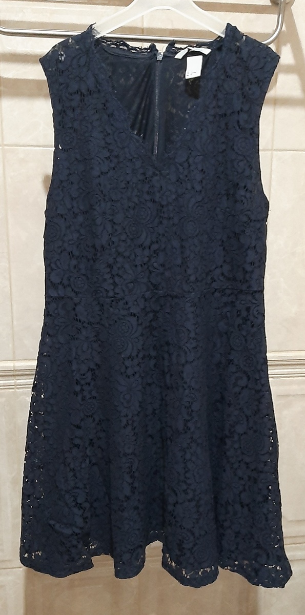 Платье из кружева.