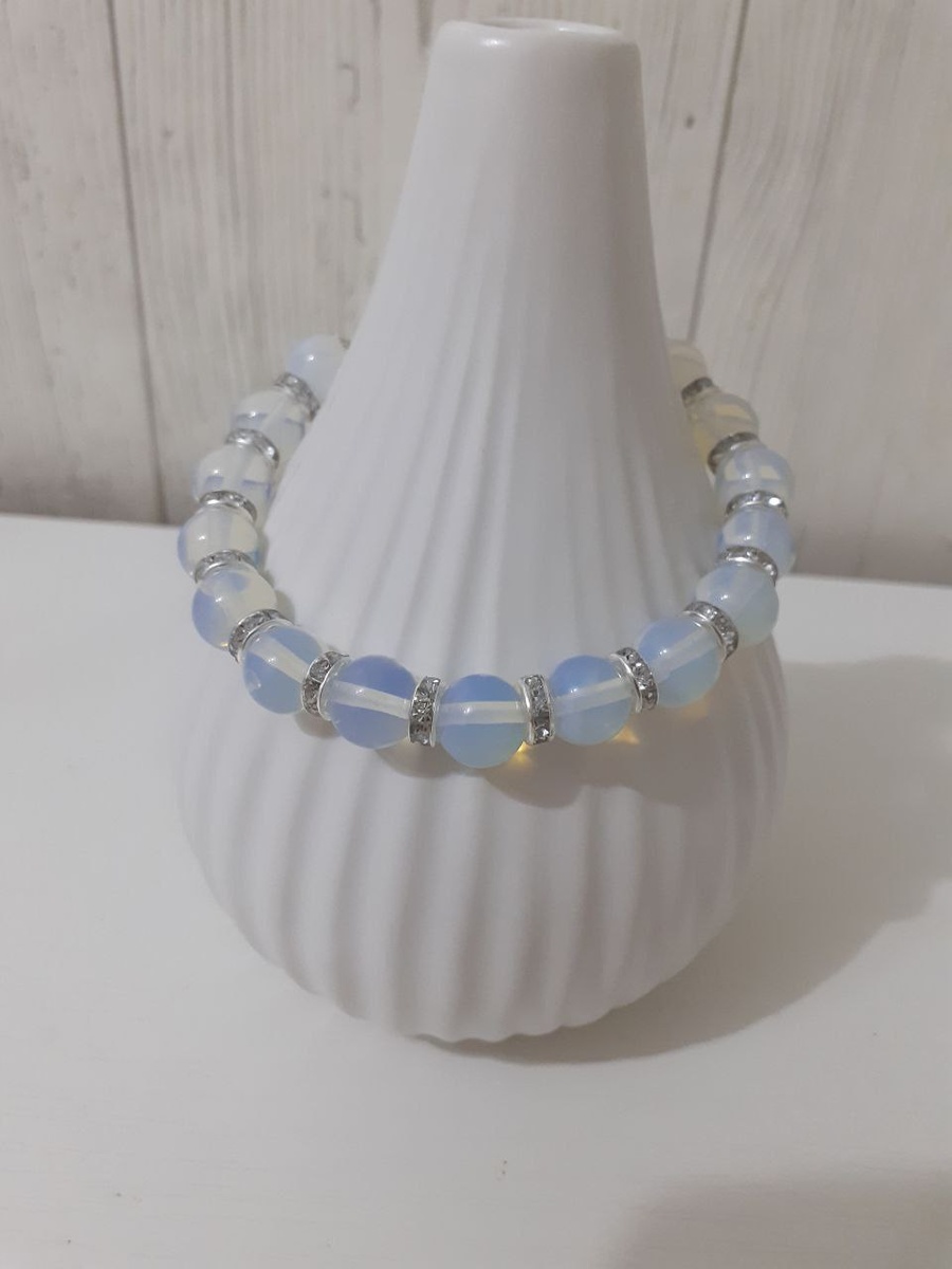 Браслет " Лунный свет" с Лунным камнем(опалитом). Размер 16 - 19 см.