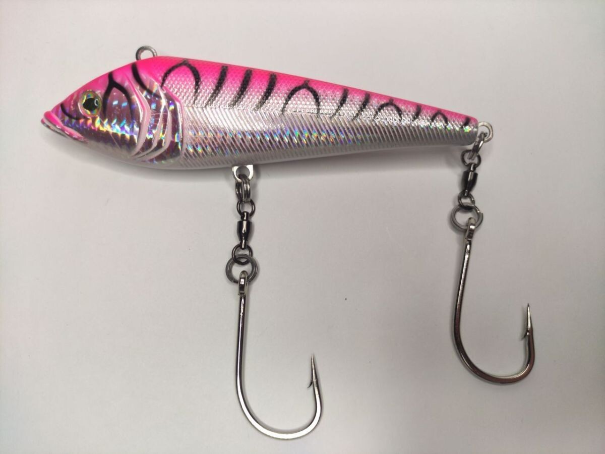 Приманка Zegna Fishing Rattlin 160мм 125гр, для ловли хищных пород рыб в соленой и пресной воде. Погремушка. GAP 22 мм. Цвет: Розовый, Черный, Серебряный