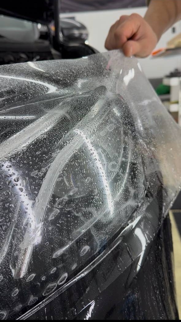 Процесс монтажа пленки 