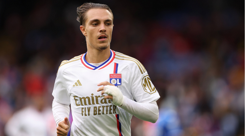 Максан Какре в составе Лиона