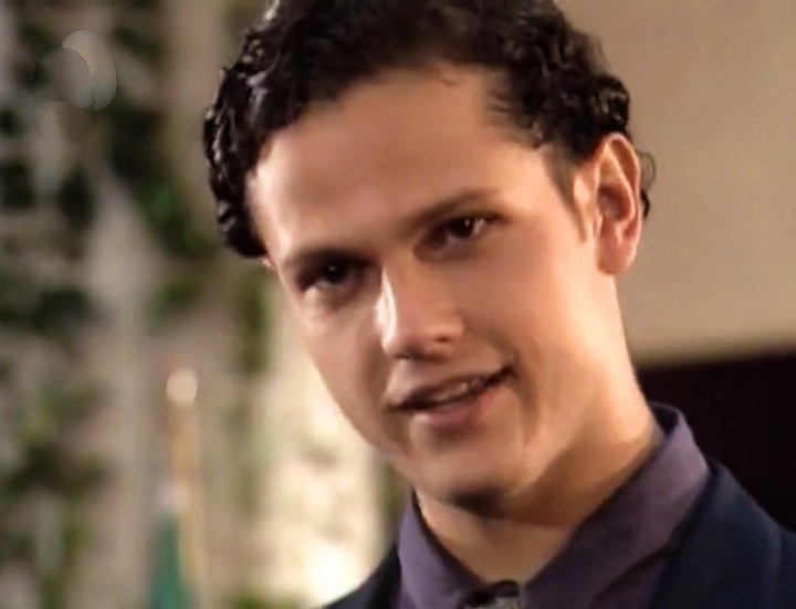 Виктор Веласкес, парень с большими психическими проблемами. Скрин из сериала 