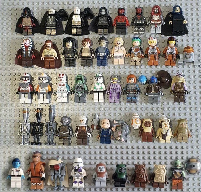 Пример небольшой коллекции фигурок Lego Звездные Войны