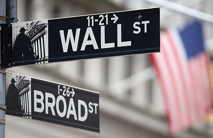    Andrew Kelly/Reuters