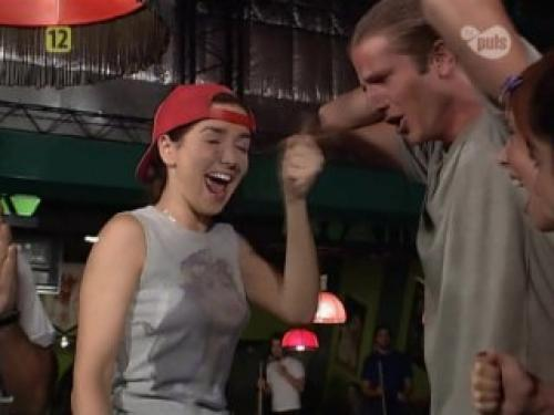 Лучший момент в сериале, как же меня напрягал этот хвостик.