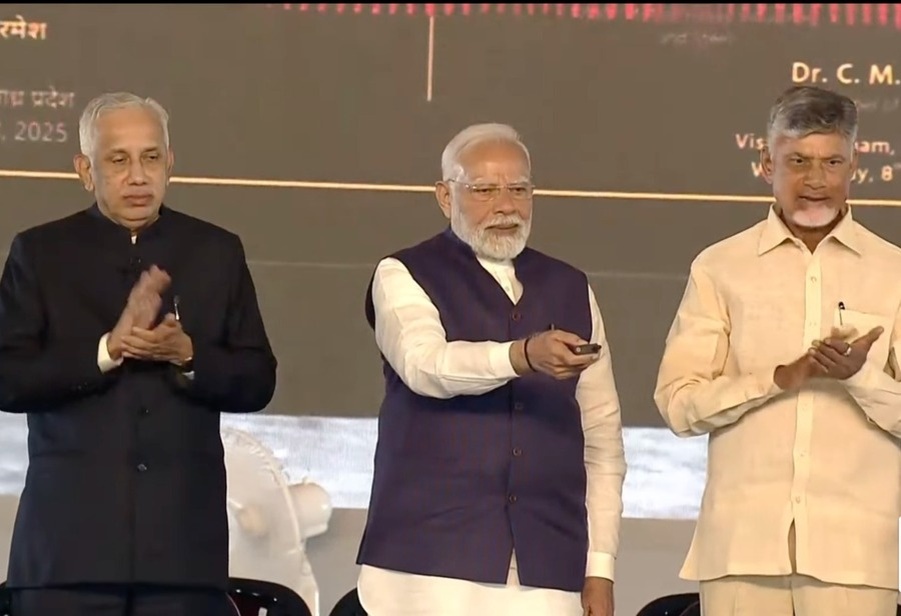    премьер-министр Индии Нарендра Моди, вместе с руководителями компании «NTPC Green Energy» заложили фундамент проекта «зелёного» водородного узла «NTPC Green Energy Limited»премьер-министр Индии Нарендра Моди, вместе с руководителями компании «NTPC Green Energy» заложили фундамент проекта «зелёного» водородного узла «NTPC Green Energy Limited»