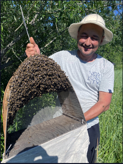 Равшан Мукимов за любимой работой