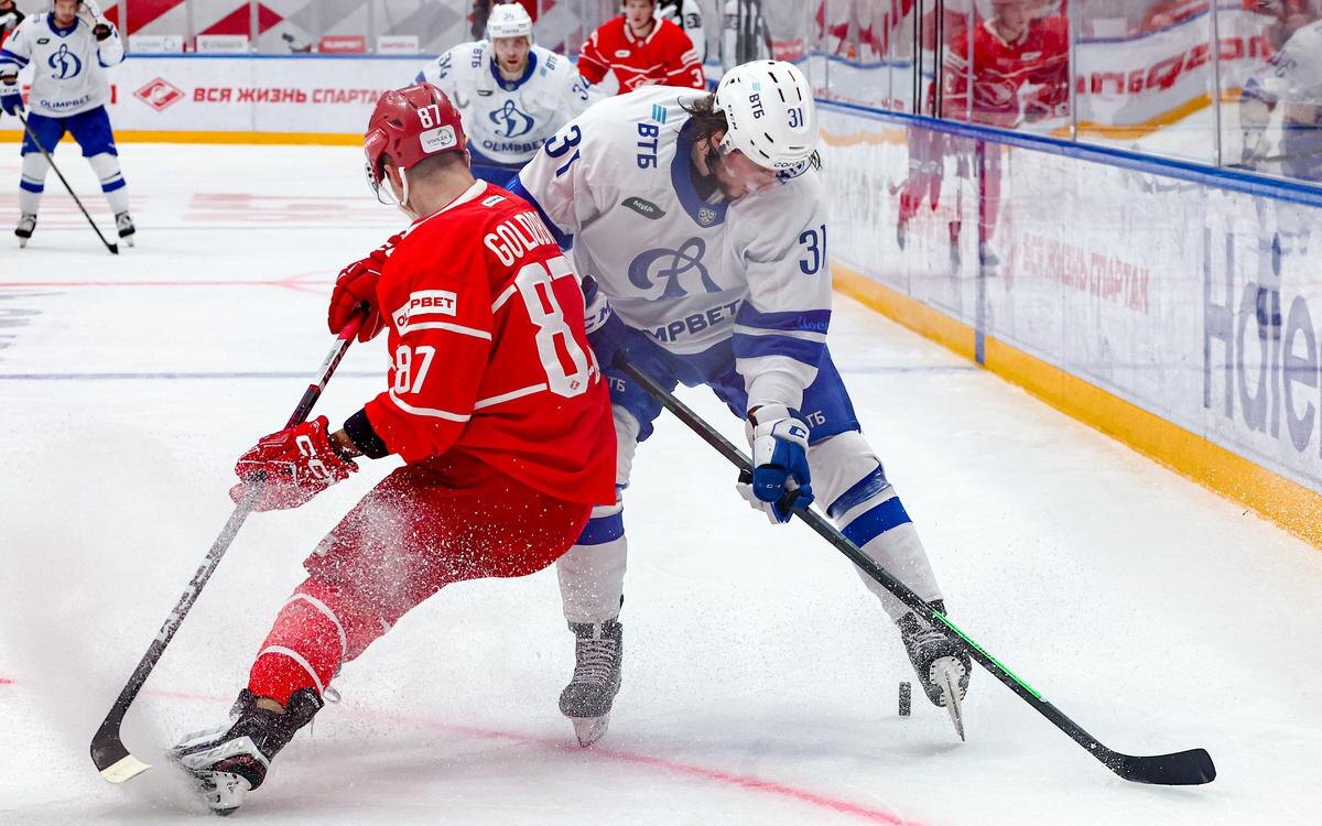 Матч КХЛ Динамо М - Спартак