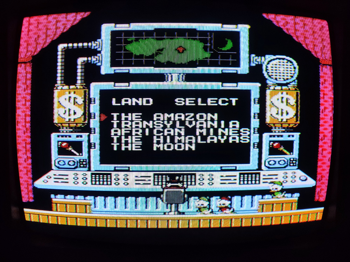 Фото сделаны мной. На фото игра "DuckTales!". Оригинал игры "DuckTales" был разработан и издан Capcom в 1989г. для NES. Продюсеры Токуро Фудзивара, Дэвид Маллич, Дарлин Уоддингтон, программист Нобуюки Мацусима. Фото демонстрирует начальную заставку игры, а так же общий визуальный фон игры. Подробнее об этом рассказано в статье. Все материалы принадлежат правообладателям и размещены исключительно в информационных целях.