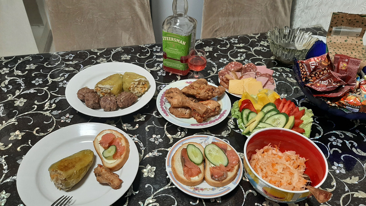 За вас друзья