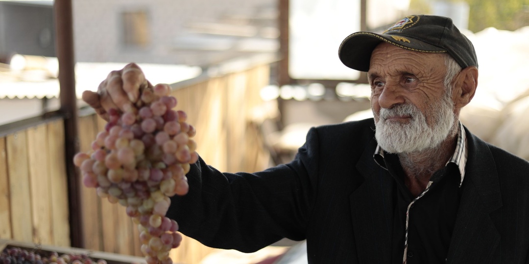 Доля ангелов, или То, что уходит наверх — не твоё, а твоё — земное (об армянском виноделии)