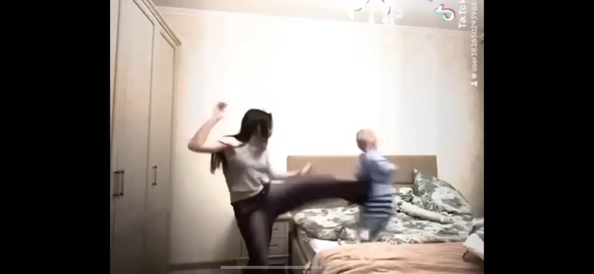 Скриншот с видео опубликованного в тиктоке