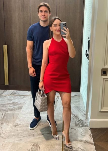    Сергей Плотников с женой, фото: соцсети