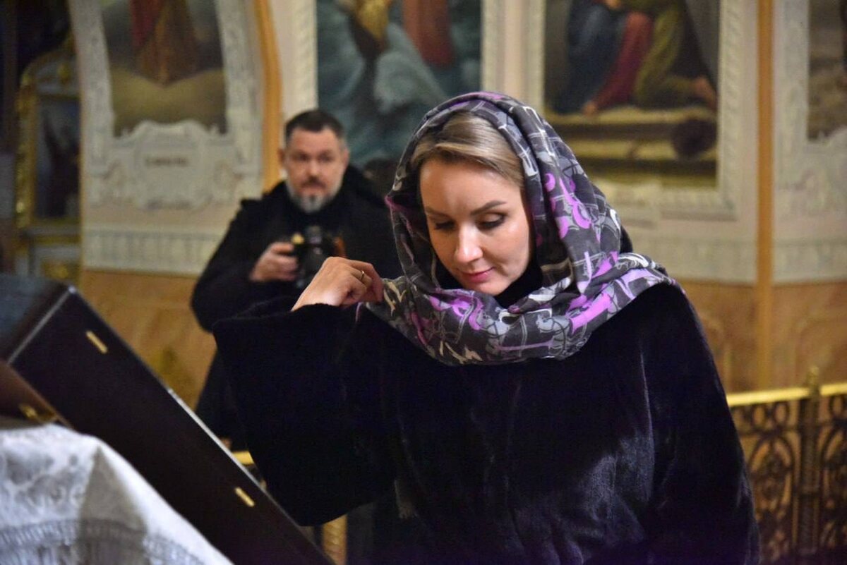  📷    Мария Львова-Белова встретилась с митрополитом Петром в Никольском соборе Оренбурга Белов Михаил Александрович