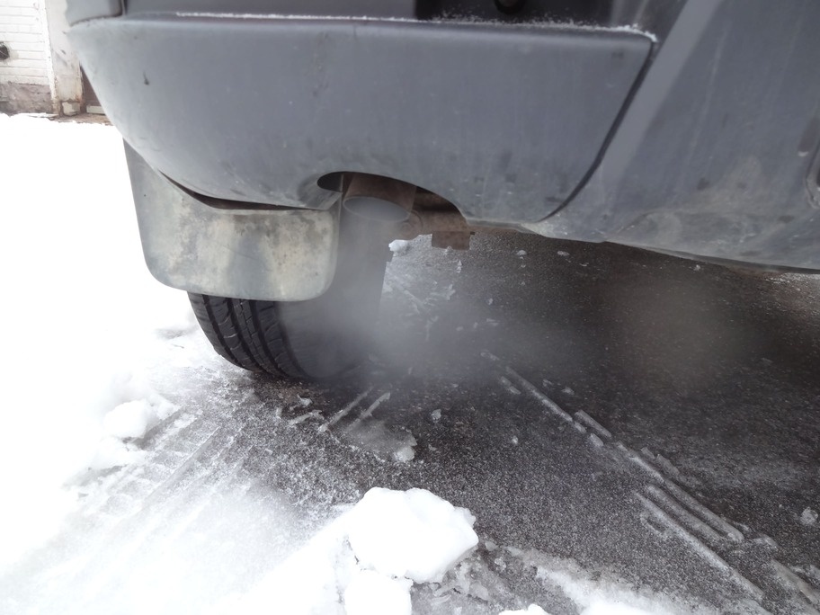 Глушитель парит