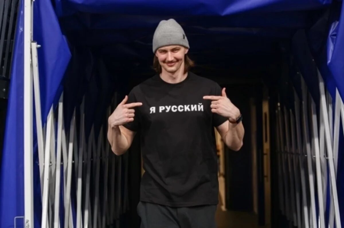    Новосибирский хоккеист «Сибири» Гордеев уедет на операцию в Канаду