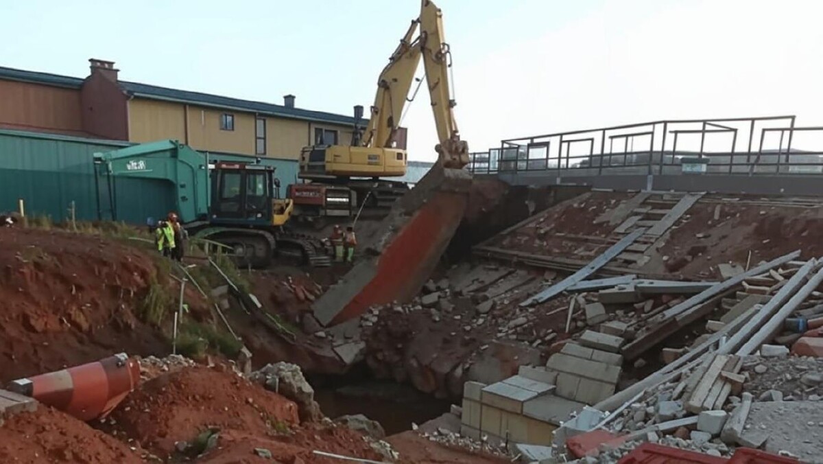 Снос дома был запланирован еще в 2004 году.  Фото: Изображение сгенерировано нейросетью Kandinsky 3.1