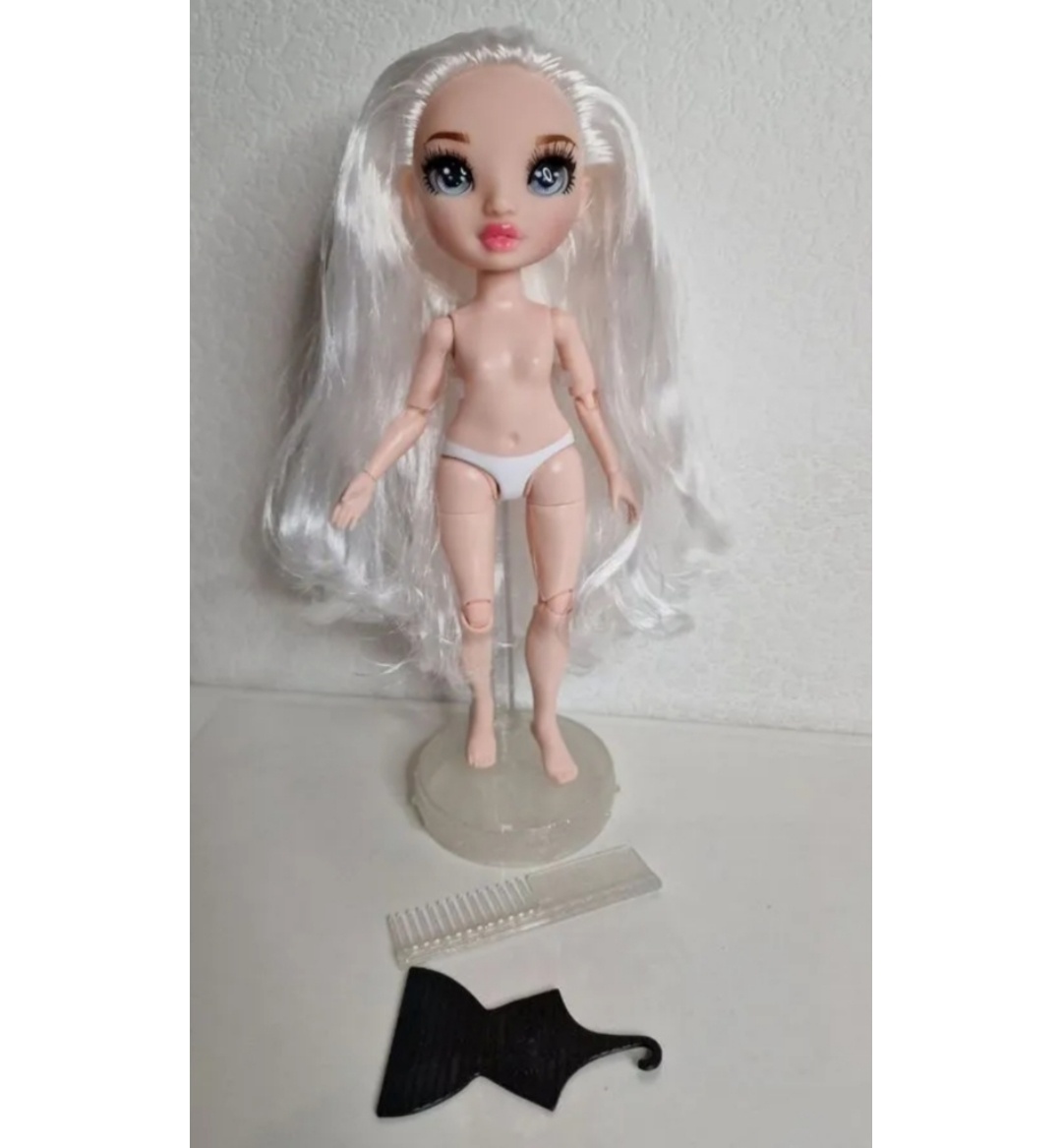 Лот с Авито с моей новой куклой