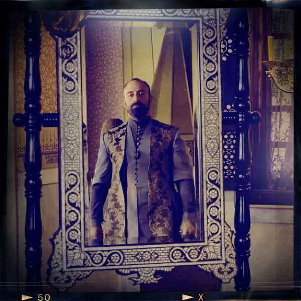 Вы помните огромное зеркало в покоях Кануни?