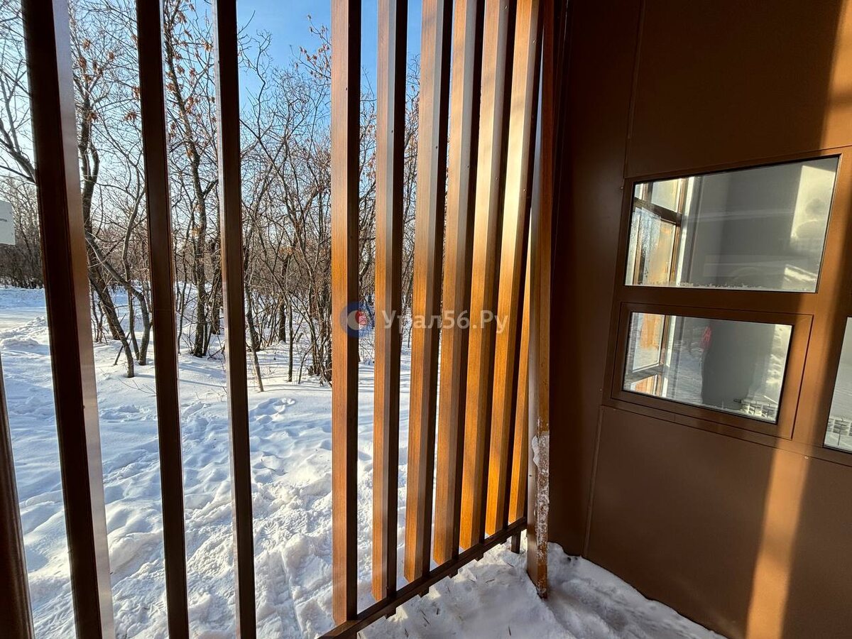    Администрация: Вандалы сломали части входной группы в парке «Березка» в Оренбурге