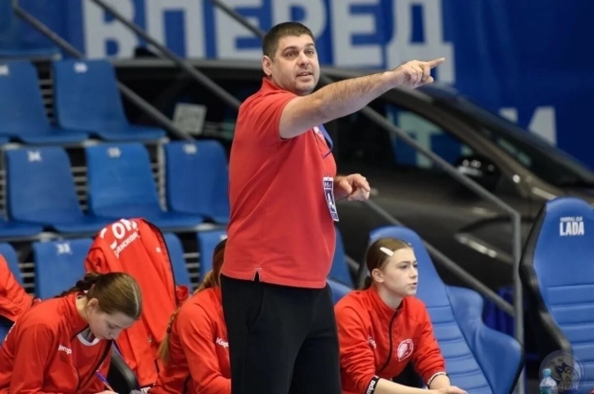    Брянские гандболистки начали год с двух поражений в Ростове-на-Дону