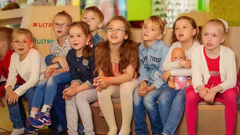     В Барнауле презентовали пятый выпуск журнала "Я Покупаю. Дети". архив "Я Покупаю. Барнаул"