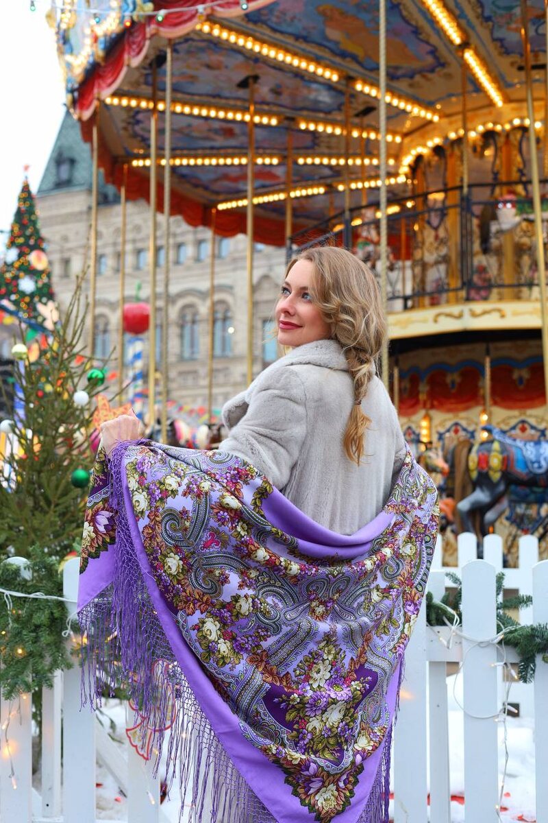 На фото: ведущая прогноза погоды на канале "ТВЦ" Алёна Дублюк