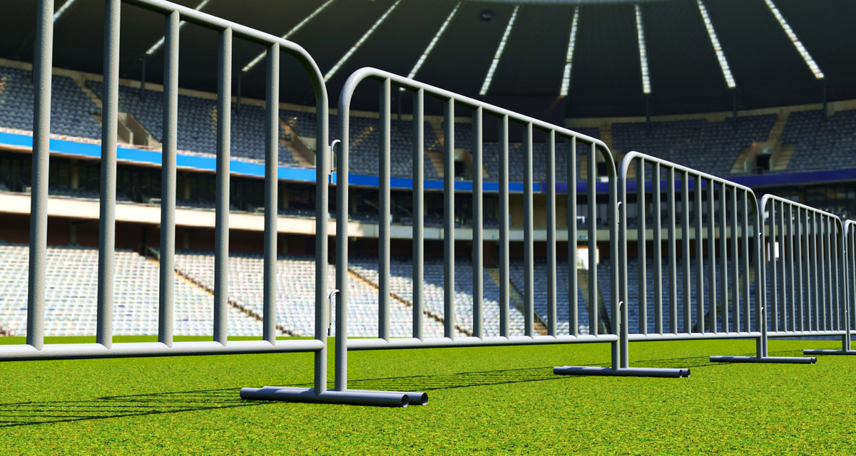 Мобильные металлические ограждения (фан-барьеры) востребованы при проведении массовых мероприятий, отделения определенных зон, разграничения и направления потока участников и зрителей.