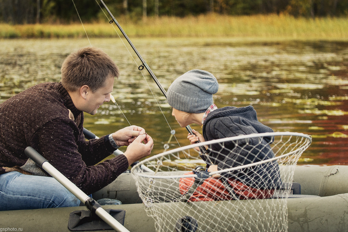 Во сне ловить кого то. Во сне ловить кого то. К чему снится ловить рыбу во сне. Во сне сети рыболовные. Ловить снов.