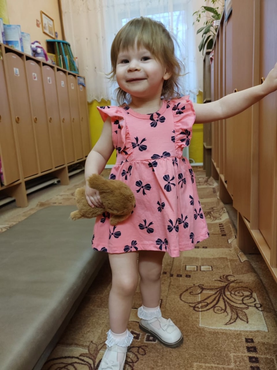 пошли в сад, сладкая моя ягодка!