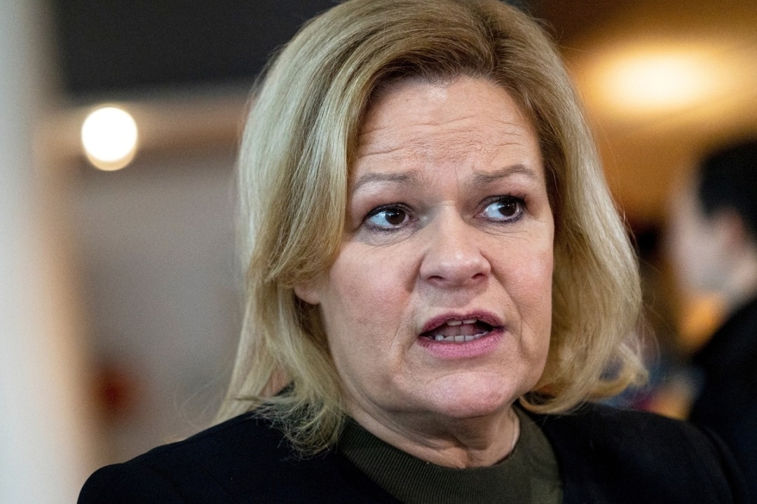    Глава МВД Германии Фезер обвинила Путина в «бессовестном» поведении