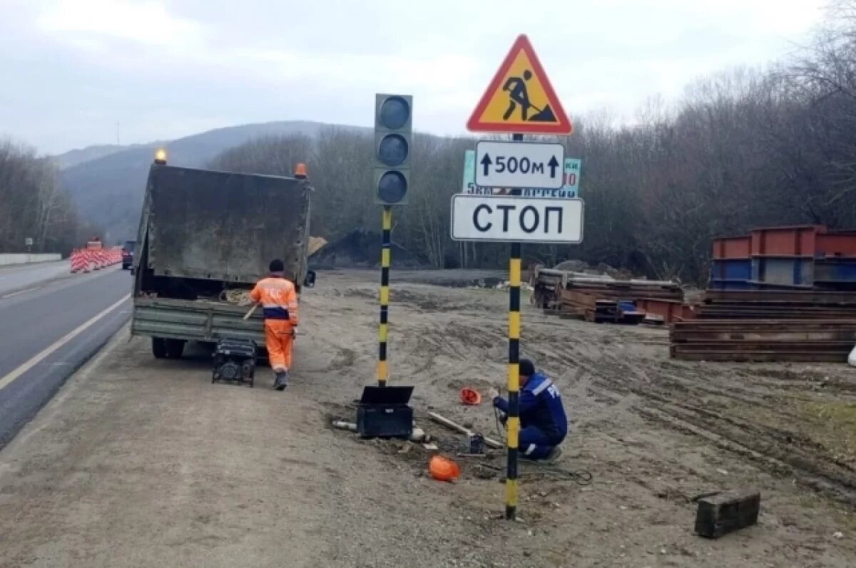    На участке трассы М-4 «Дон» у Горячего Ключа ввели реверсивное движение