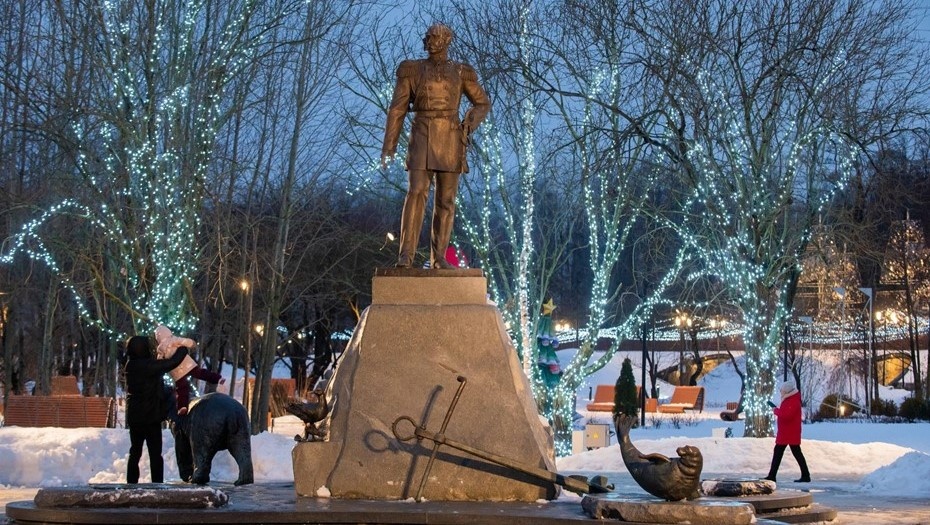    Предновогодний парк "Остров фортов" в Кронштадте. Автор фото: Ермохин Сергей