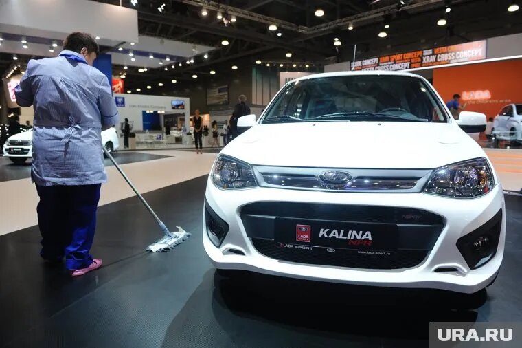 Компании, из состава учредителей которых вышел Репин-младший, являются официальными дилерами «АвтоВАЗа». Фото: Антон Белицкий © URA.RU